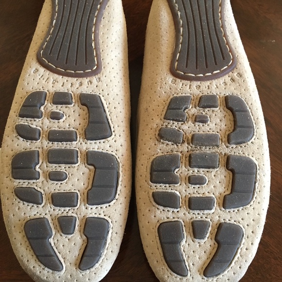 Shoes - Picture 2 of 3